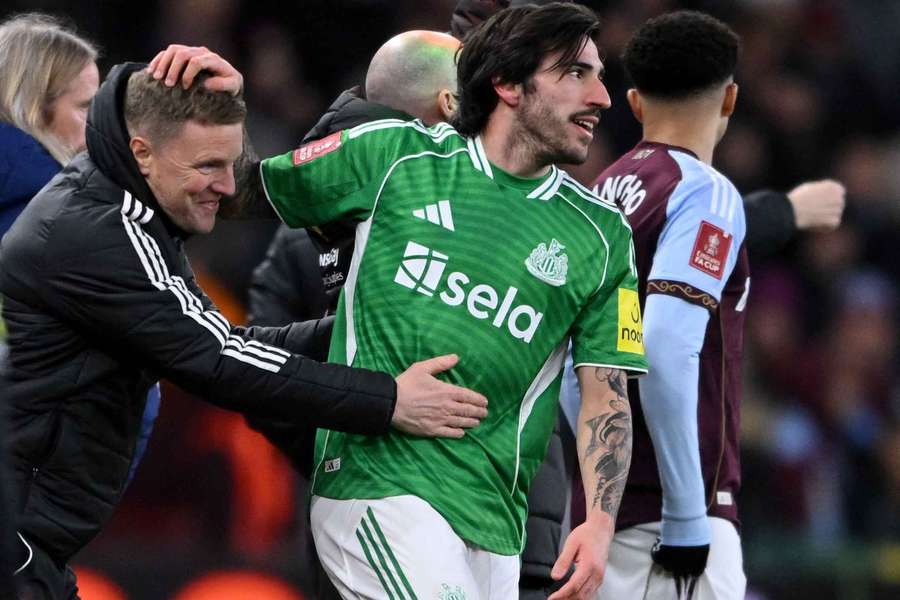 Howe admits "lot of reflection" during Newcastle slump