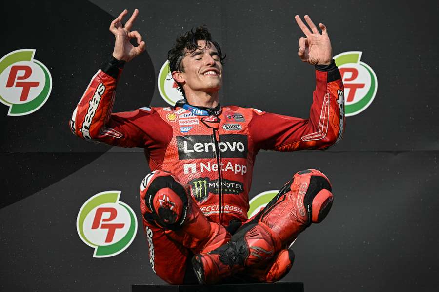 Marc Márquez se alegra tras su victoria en el GP de Tailandia