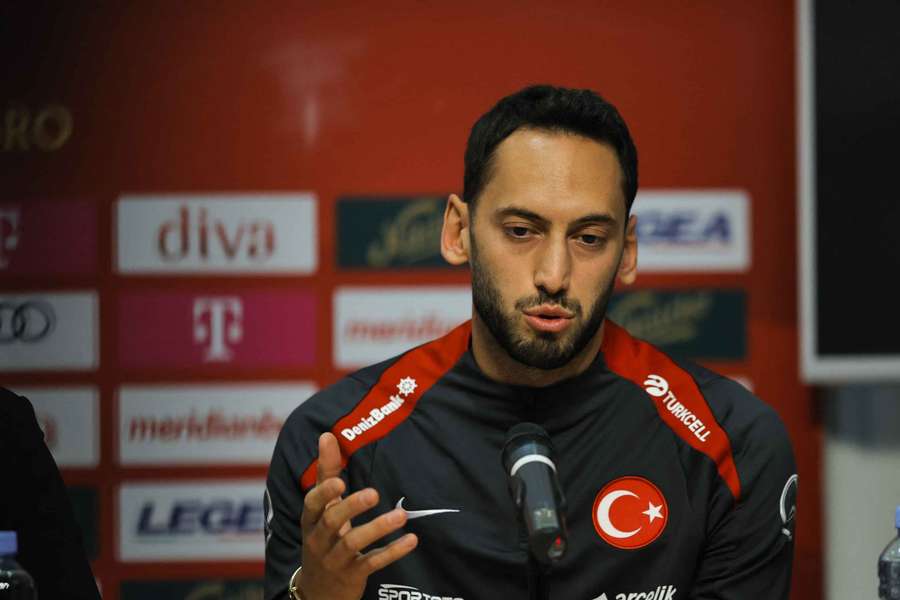 Hakan Calhanoglu 