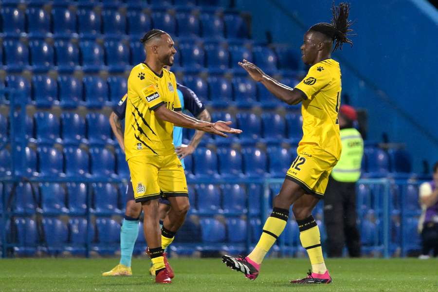 Kenji Gorré formou-se entre os ingleses do Manchester United e os galeses do Swansea