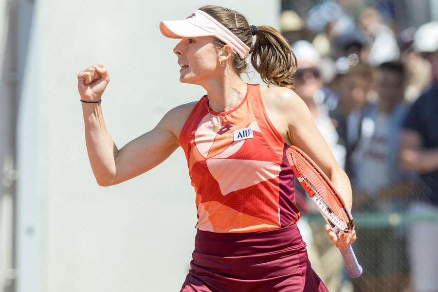 Alizé Cornet reverdit sur gazon. 