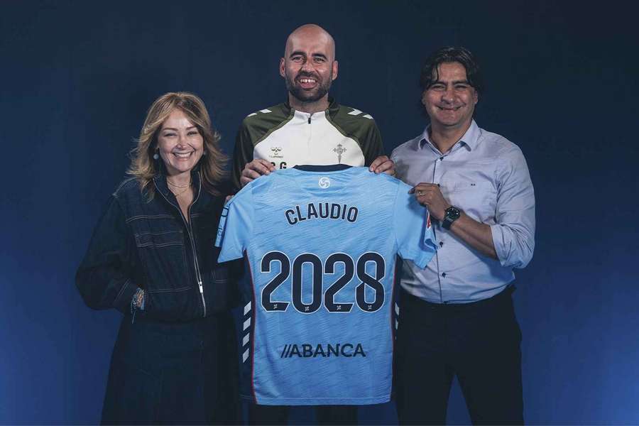 Claudio Giráldez renovou com o Celta de Vigo até junho de 2028
