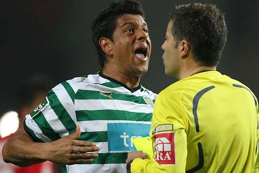Pedro Silva com Lucílio Baptista na final da Taça da Liga de 2008/2009