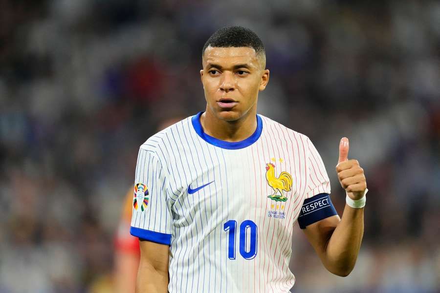 Kylian Mbappe a părăsit Euro cu naționala Franței după înfrângerea cu Spania în semifinale
