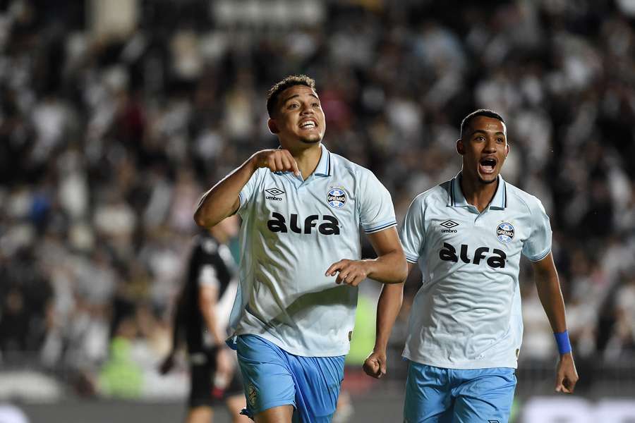 O Grêmio buscou o empate com Gustavo Martins O Grêmio buscou o empate com Gustavo Martins