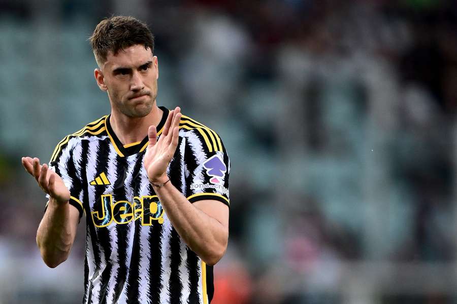 Dusan Vlahovic fez o primeiro golo da Juventus na Sardenha