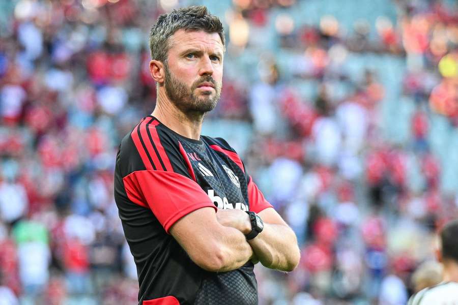 Carrick urges Man Utd fans to stay positive after Milan loss