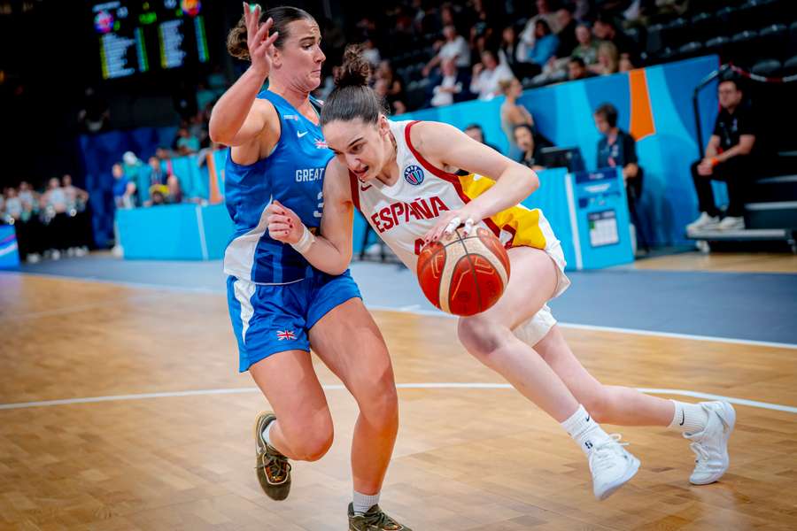 Iyana Martín destaca con España.