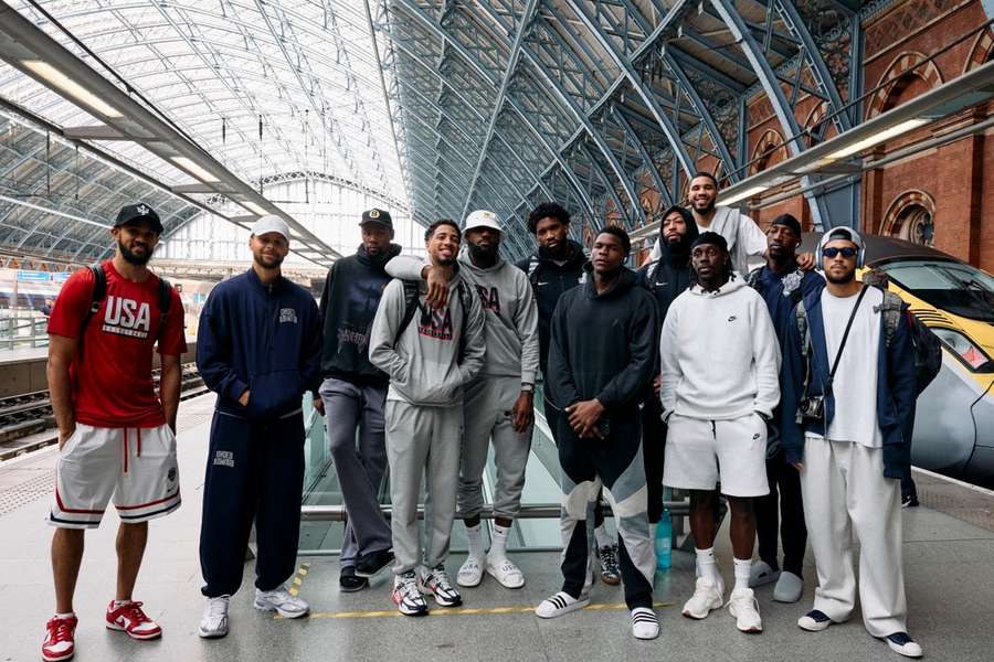 Les basketteurs américains avant leur voyage.