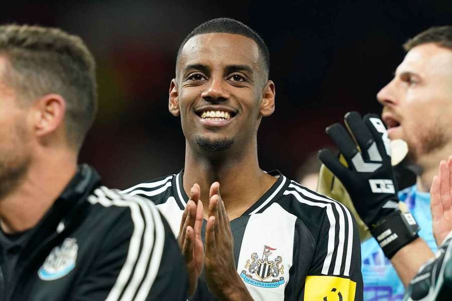 Alexander Isak marcou contra o Manchester United 