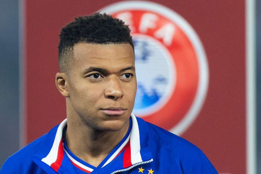Kylian Mbappé va lipsi pentru Franța în meciul cu Azerbaidjan Kylian Mbappé va lipsi pentru Franța în meciul cu Azerbaidjan