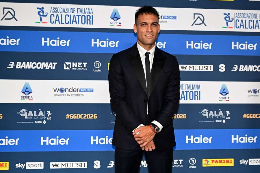 Lautaro Martínez Lautaro Martínez