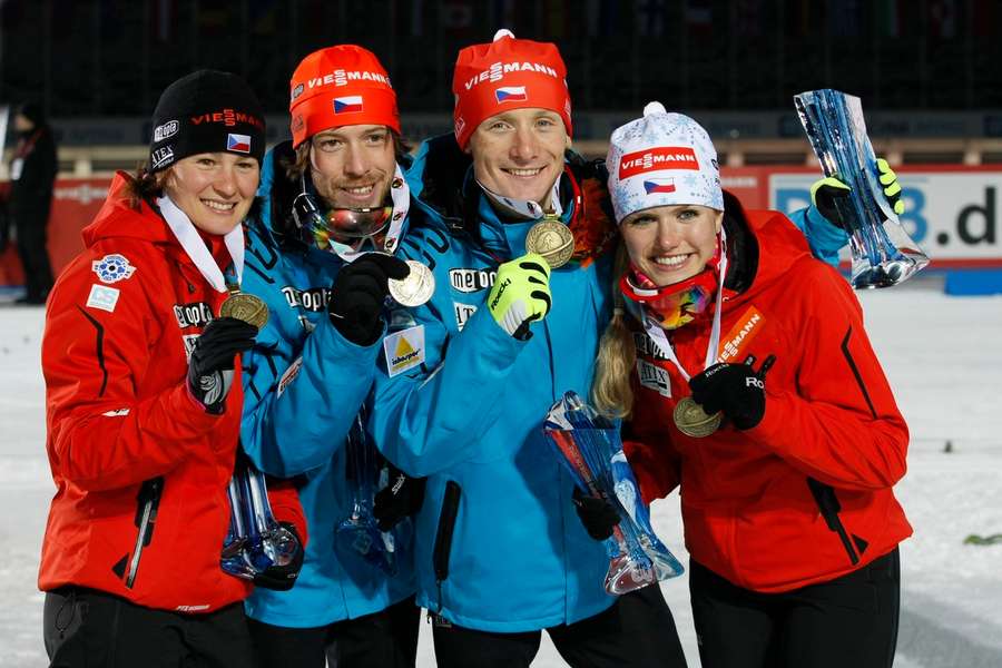 Vítková, Soukup, Moravec a Soukalová získali v roce 2013 na domácím MS bronz.