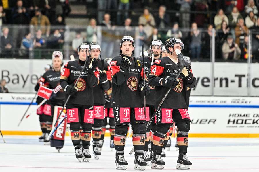 Zufriedene Gesichter beim DEB-Team.