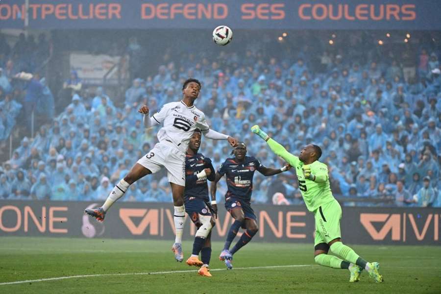Montpellier kept it late to complete their victory