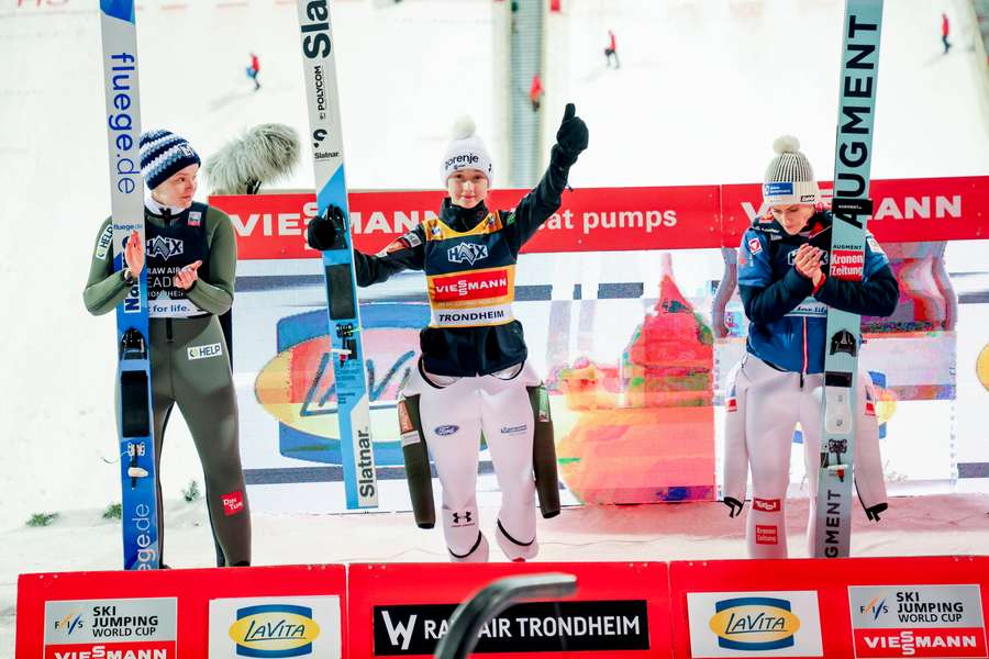 Zwycięstwo Niki Prevc podczas konkursu indywidualnego w norweskim Trondheim