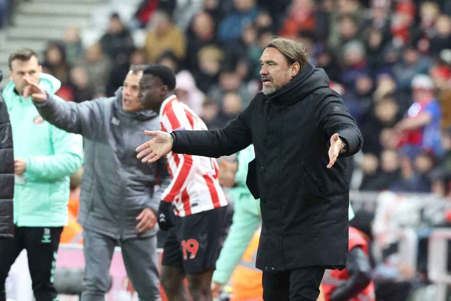 Farke explains why Sunderland stalemate is positive for Leeds Farke explains why Sunderland stalemate is positive for Leeds