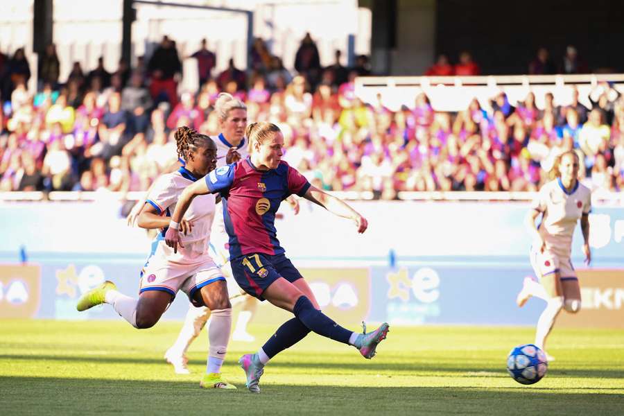 Piłkarska LM kobiet - gol Pajor w półfinale, wysokie zwycięstwo Barcelony