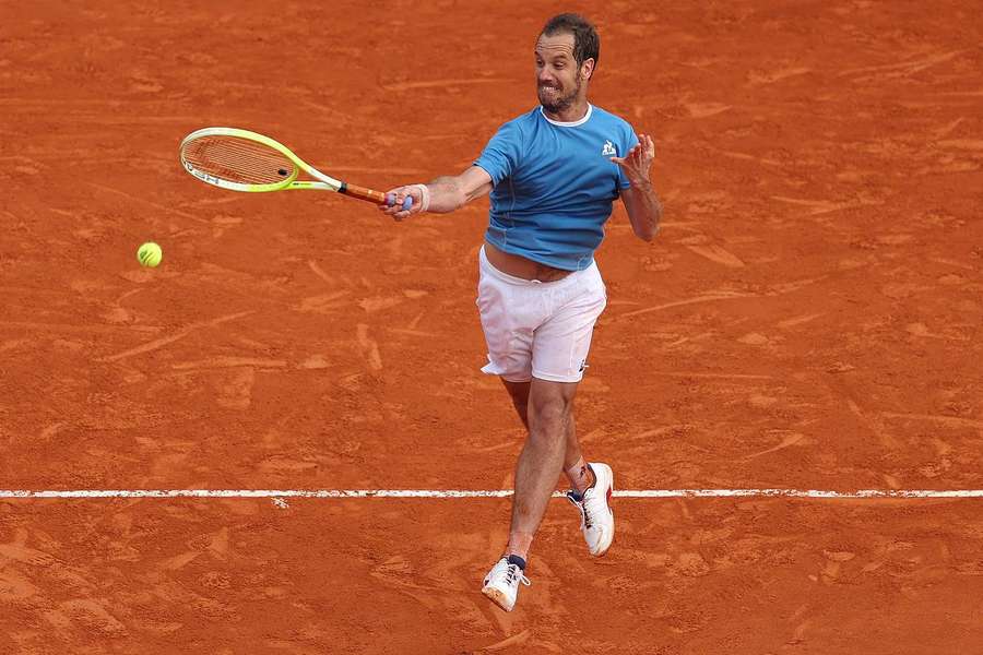 Richard Gasquet (148e mondial) s'est imposé dimanche au 1er tour du Masters 1000 de Monte-Carlo contre l'Italien Matteo Arnaldi (39e).