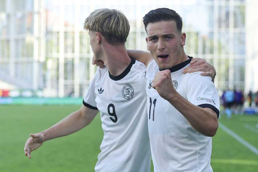 Said El Mala und Max Moerstedt beim Spiel gegen Spanien.
