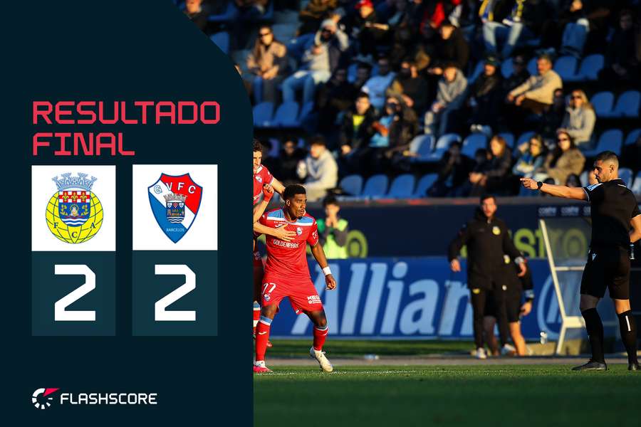 Golo do empate demorou oito minutos a ser validade Golo do empate demorou oito minutos a ser validade