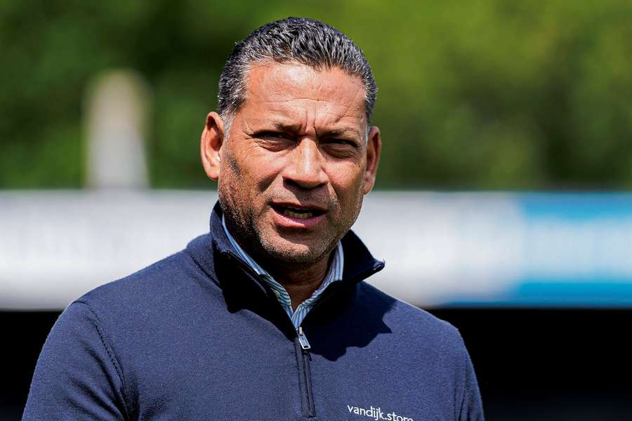 Henk Fraser is the new Suriname coach 