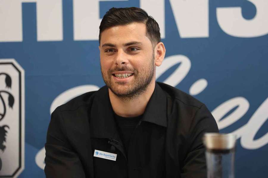 Kevin Volland bei der Pressekonferenz am Ostermontag.