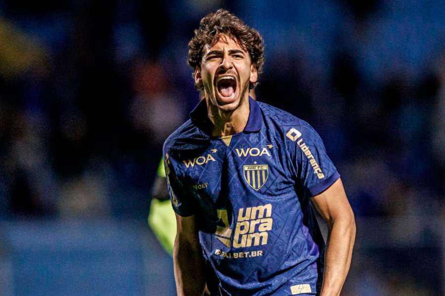 O Avaí passou por cima do Botafogo-SP na Ressacada