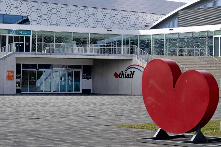 Thialf krijgt miljoenen van het kabinet om energiekosten duurzaam te bestrijden