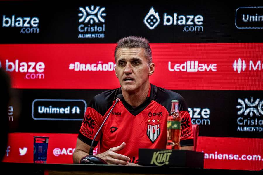 Vagner Mancini é o novo técnico do Atlético-GO