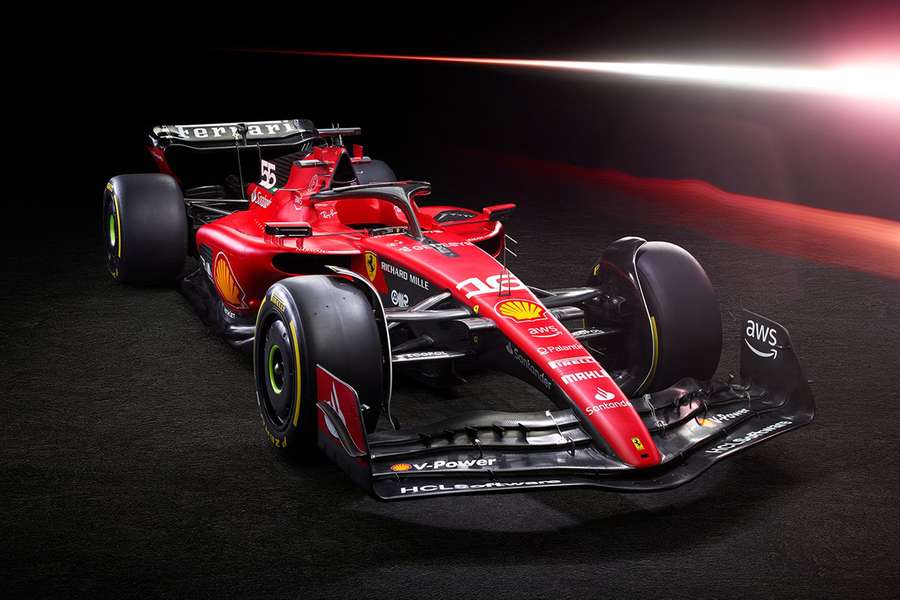 Efektowna prezentacja SF23, Ferrari chce powalczyć o trofea