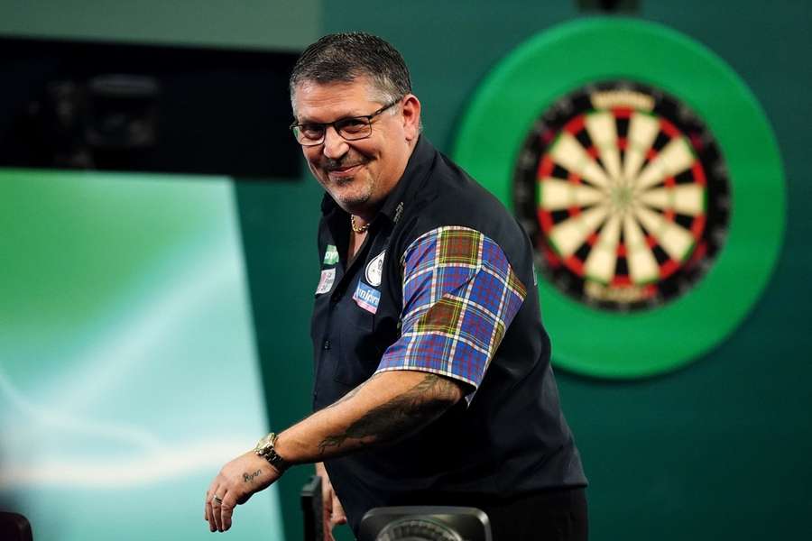 Gary Anderson remained five match unbeaten in Germany and took the title