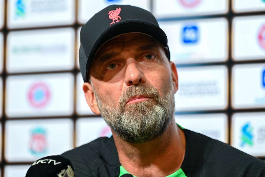 Jurgen Klopp preocupado com as diferentes datas de fecho da janela de transferências