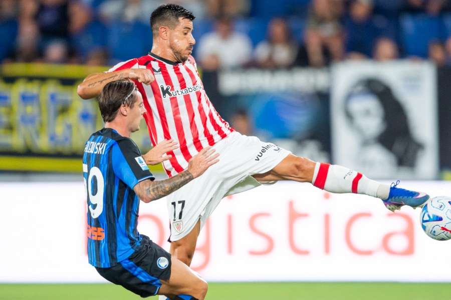 Yuri Berchiche, ante Nicola Zalewski