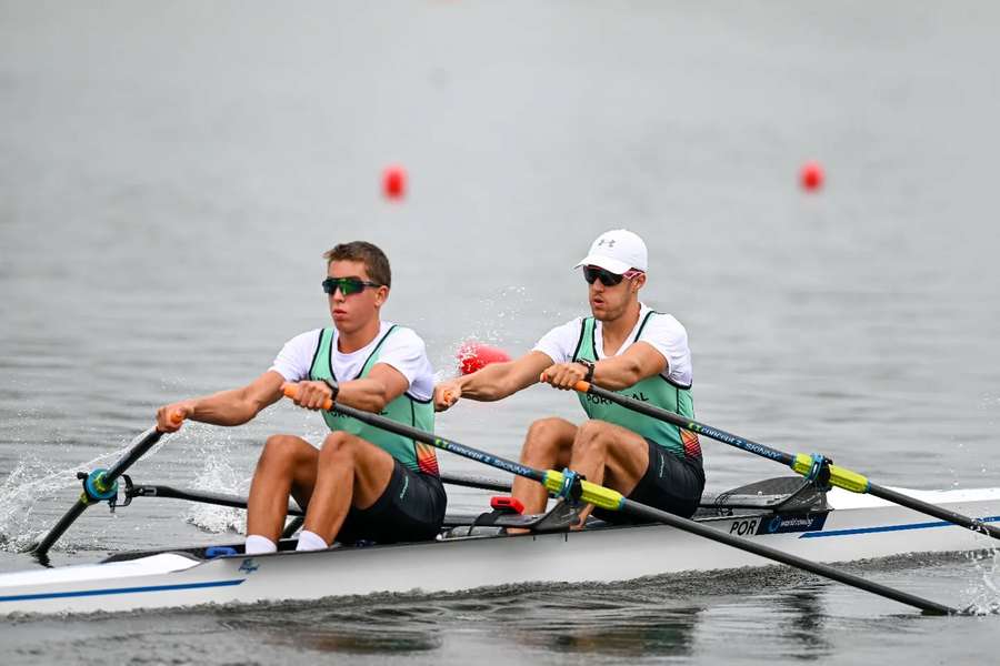 Double-scull de Pedro Rodrigues e Tomás Neves quarto no Mundial sub-23 de remo