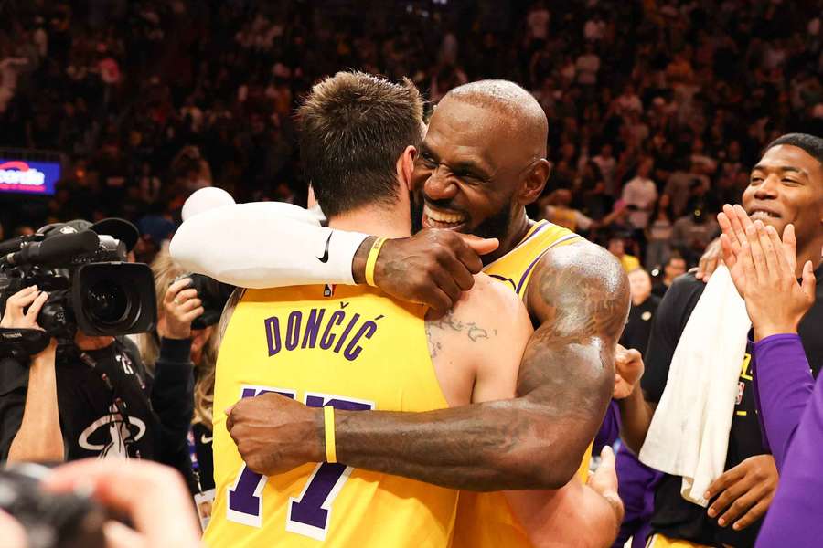 James a Dončič opäť žiarili.