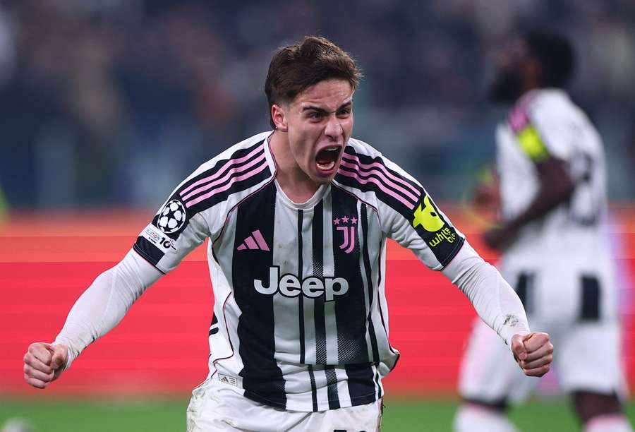 Kenan Yildiz celebrates after Weston McKennie scores Juve's third goal