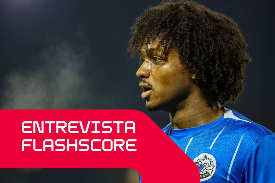 Sheddy Barglan, do Sudão, a defender as cores do FC Den Bosch