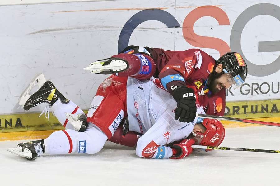 V posledním finále play off se střetla Sparta s Třincem.