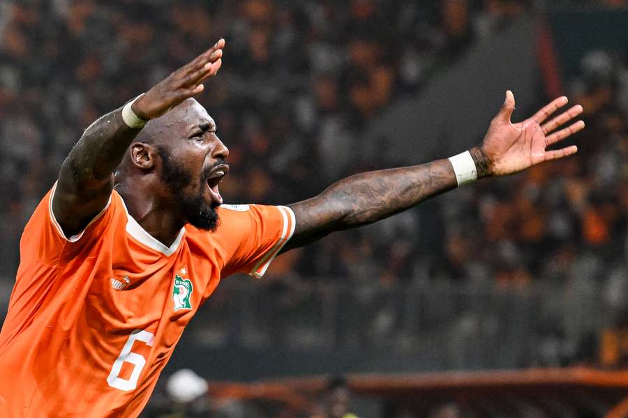 Seko Fofana celebrates Ivory Coast's second goal