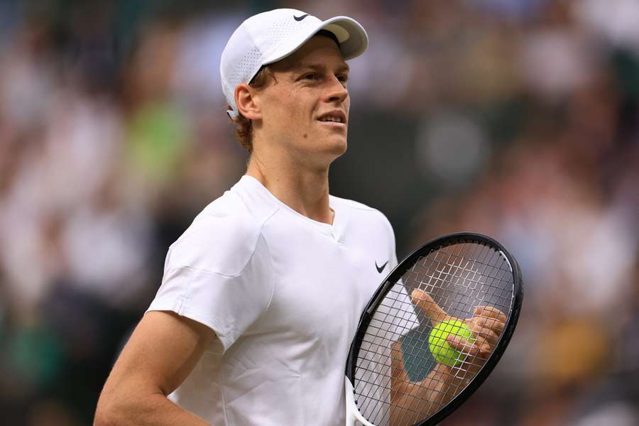 Wimbledon: Sinner doma Shelton e vola ai 