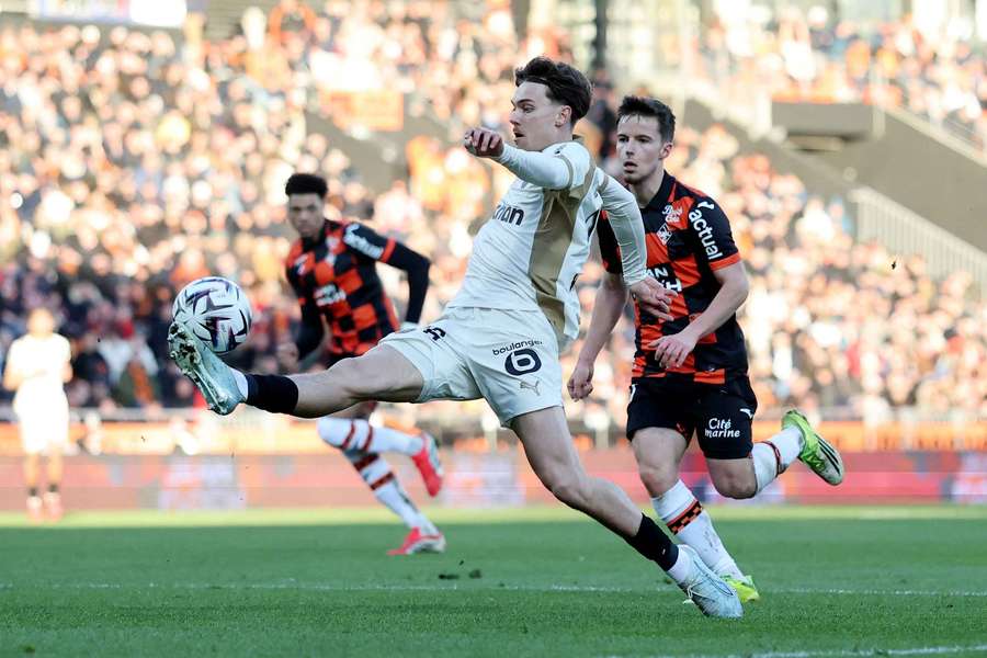 Lens' Anthony Bermont in action