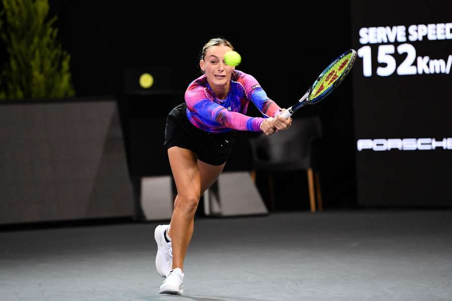 Tennis Tracker: Ana Bogdan, partidă întreruptă la Lausanne/ Swiatek e