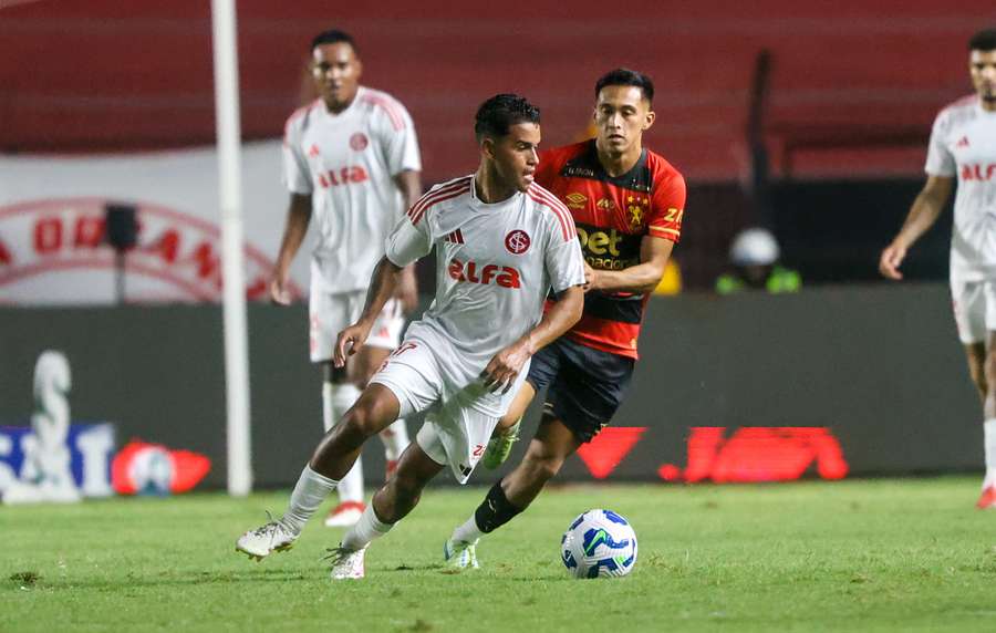 Sport e Internacional fizeram um jogo equilibrado