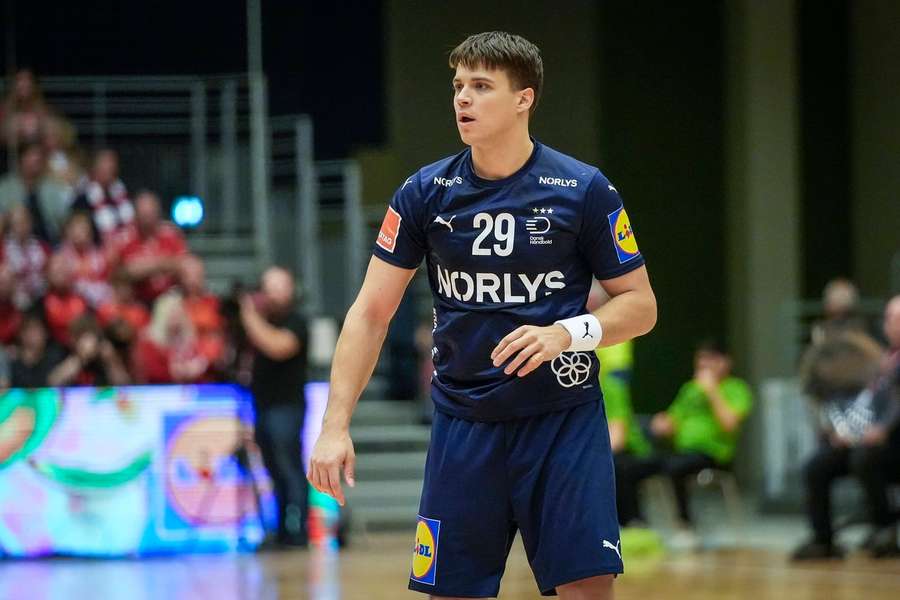 Aaron Mensing i kamp for Danmark ved Golden League