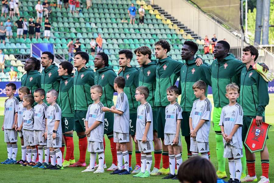 O onze inicial de Portugal diante dos Países Baixos