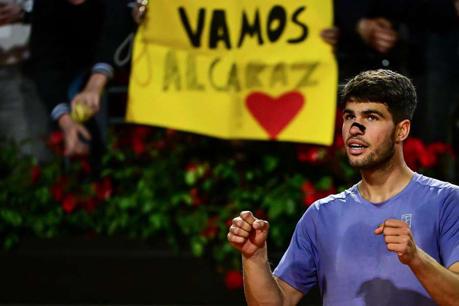 Alcaraz celebrates win
