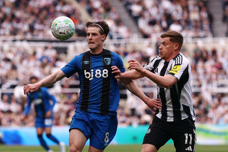 Bournemouth boss Iraola: Scott always improving Bournemouth boss Iraola: Scott always improving
