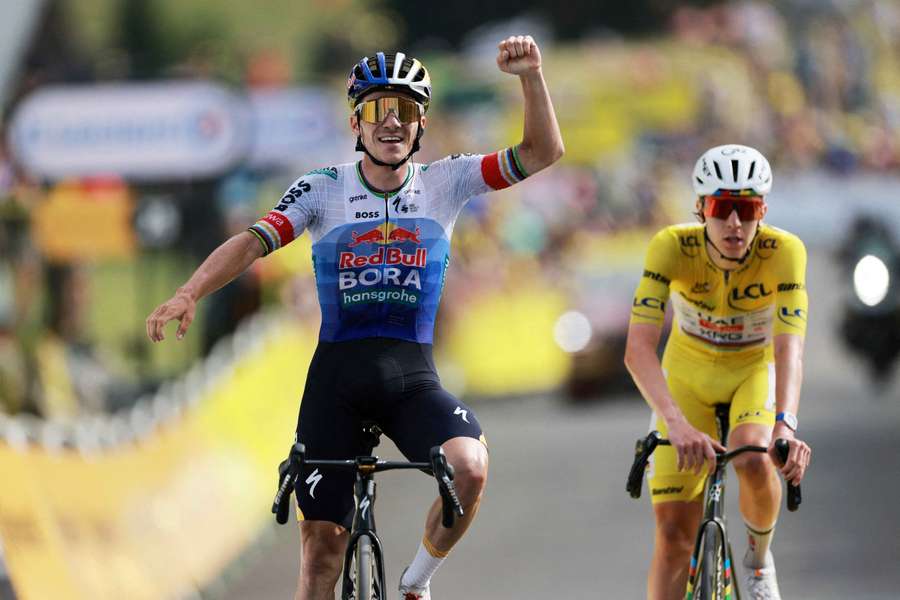 Evenepoel wygrywa 15. etap, Pogacar pozostaje na szczycie klasyfikacji Evenepoel wygrywa 15. etap, Pogacar pozostaje na szczycie klasyfikacji