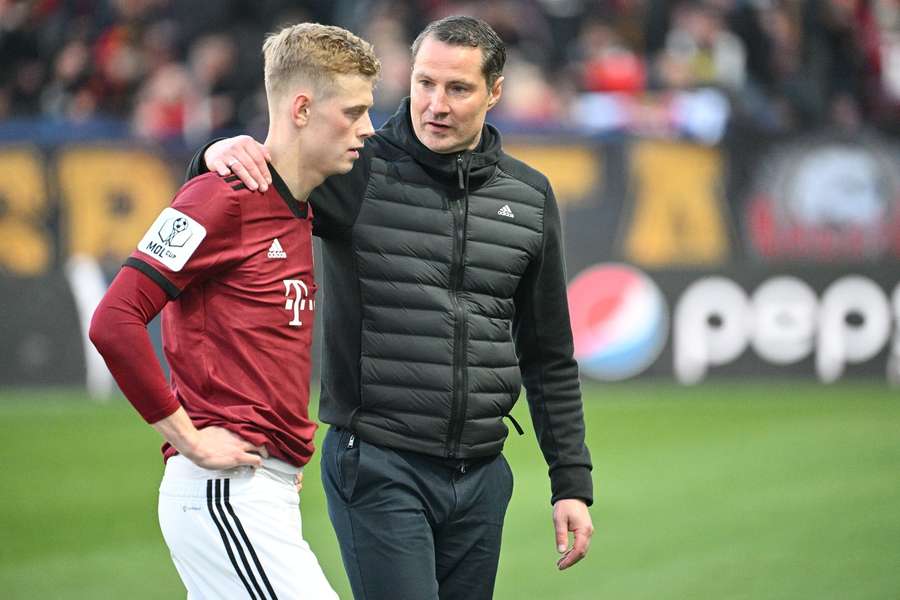 Vztah mezi Panákem a Priskem je pryč, prozradil agent. Zájemci se už ozývají, třeba z Polska